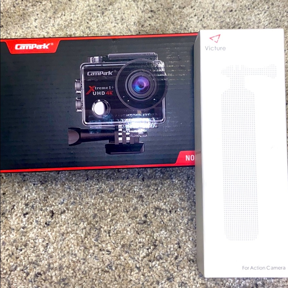 Campark Action Camera & Handgrip (waterproof)